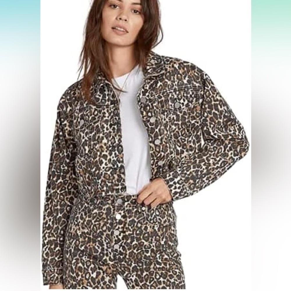 Volcom Women's Super Stoney Cropped Boxy Denim Jacket In Leopard Print Preppy